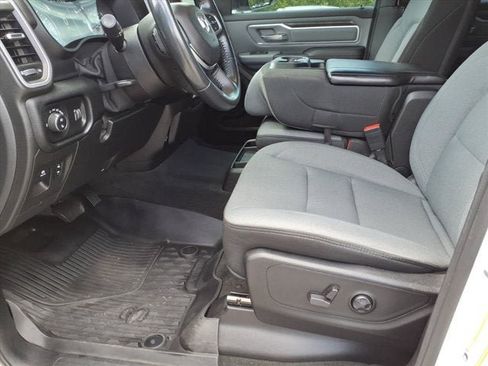 Used 2021 RAM 1500 Big Horn AWD/4WD image 12