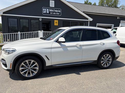 Used 2018 BMW X3 xDrive30i w/ Executive Package AWD/4WD image 3