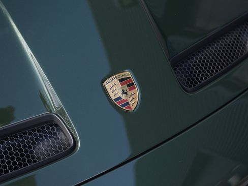 Certified 2026 Porsche 911 GT3 RWD image 40