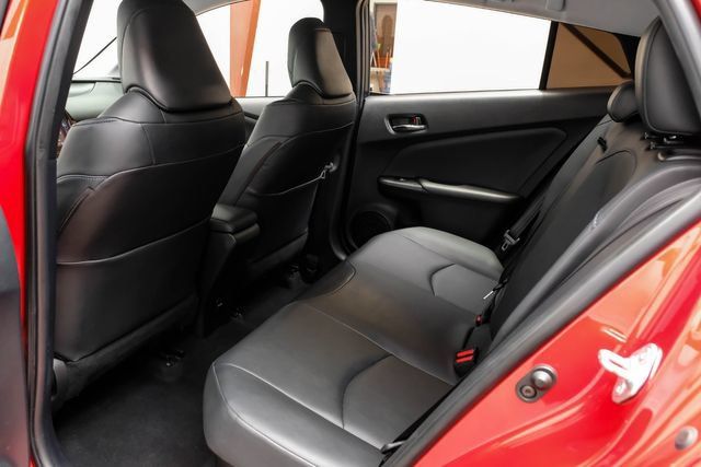Used 2017 Toyota Prius Three Touring w/ Carpet Mat Package FWD image 39
