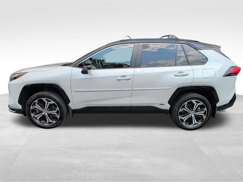 Used 2025 Toyota RAV4 XSE w/ Weather Package AWD/4WD image 2
