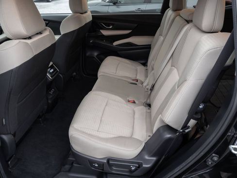 Used 2022 Subaru Ascent Premium w/ Convenience Package image 19