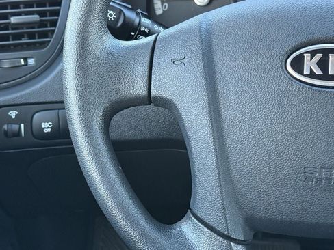 Used 2009 Kia Sportage LX image 18