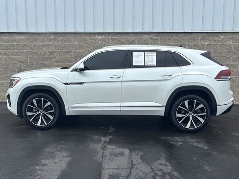 Used 2024 Volkswagen Atlas Cross Sport SEL Premium R-Line AWD/4WD image 33