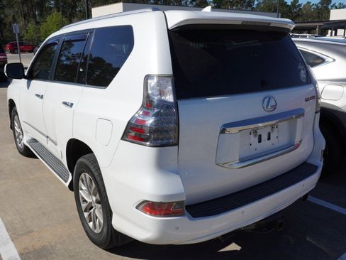 Used 2016 Lexus GX 460 w/ Premium Package image 4