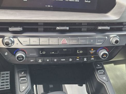 New 2025 Kia Telluride SX Prestige X-Line AWD/4WD image 14
