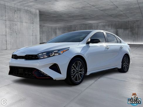 Used 2024 Kia Forte GT-Line w/ GT-Line Premium Package image 2