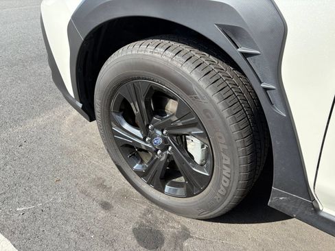 Certified 2024 Subaru Crosstrek 2.0i AWD/4WD image 9