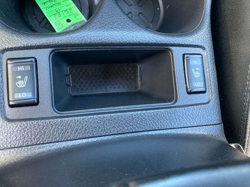 Used 2019 Nissan Rogue SV w/ Sun & Sound Touring Package AWD/4WD image 40
