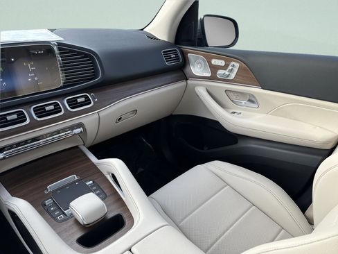 New 2026 Mercedes-Benz GLE 450 4MATIC image 17