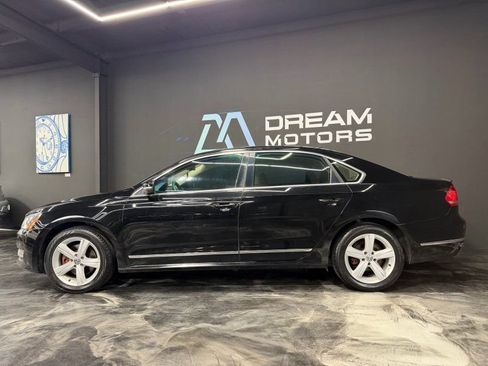 Used 2013 Volkswagen Passat TDI SEL Premium FWD image 8