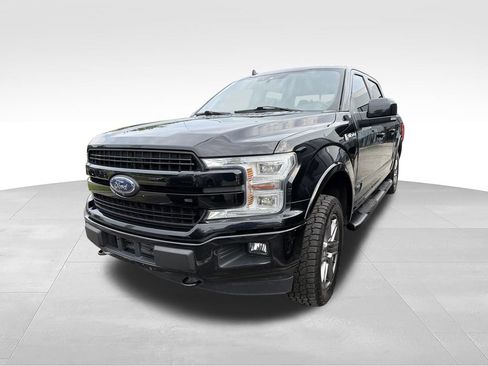 Used 2018 Ford F150 Lariat w/ Equipment Group 502A Luxury AWD/4WD image 2