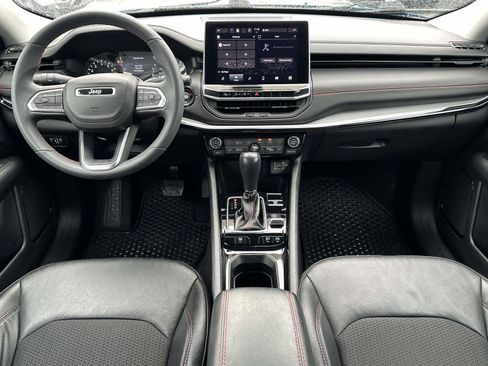 Used 2022 Jeep Compass Trailhawk image 14