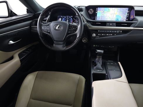 Certified 2021 Lexus ES 250 w/ Premium Package image 16