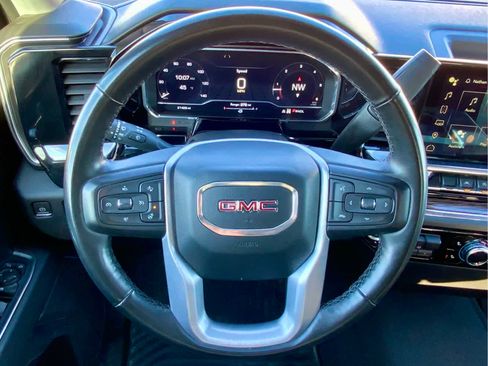 Used 2023 GMC Sierra 1500 Elevation image 37