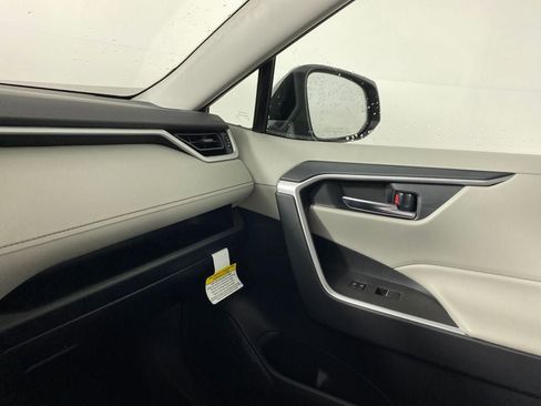 New 2025 Toyota RAV4 XLE w/ Convenience Package image 22