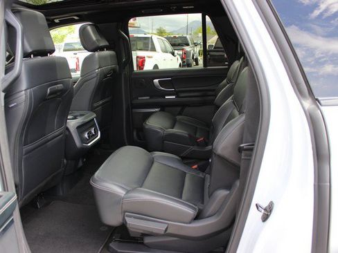 Used 2025 Ford Expedition Max Platinum w/ Stealth Performance Package AWD/4WD image 6