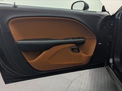 Used 2020 Dodge Challenger SRT Hellcat w/ Plus Package image 13