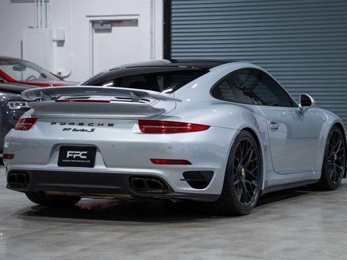 Used 2014 Porsche 911 Turbo S AWD/4WD image 15