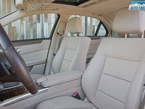 Used 2014 Mercedes-Benz E 350 4MATIC Sedan image 12