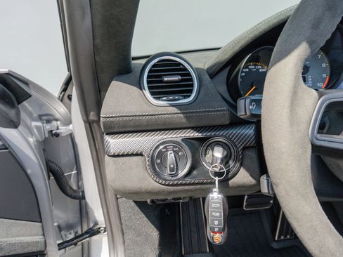 Used 2025 Porsche 718 Boxster Spyder RS RWD image 73