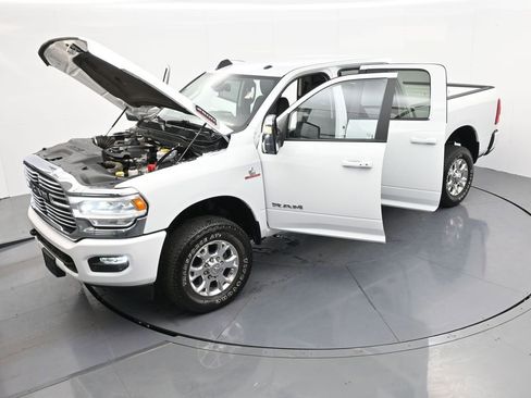 Used 2024 RAM 2500 Laramie image 39