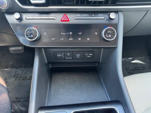 Used 2025 Hyundai Sonata SEL FWD image 28