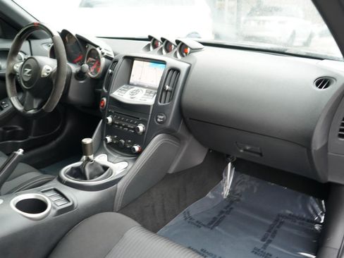 Used 2016 Nissan 370Z Coupe image 66