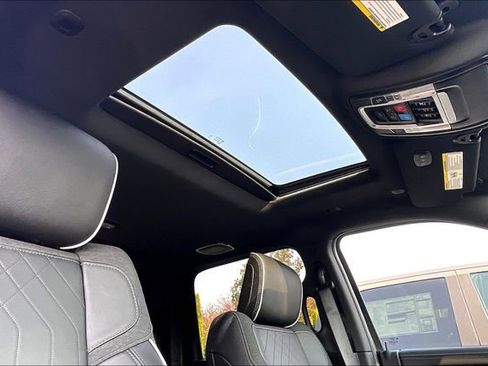 New 2026 RAM 3500 Limited image 26