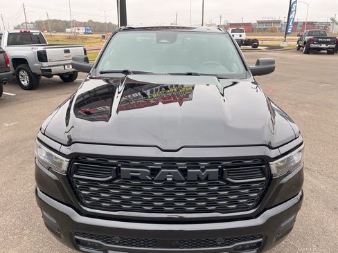 New 2026 RAM 1500 Express AWD/4WD image 45