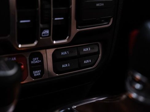 Used 2025 Jeep Gladiator Rubicon w/ Safety Group image 77