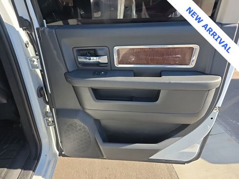 Used 2018 RAM 3500 Laramie w/ Convenience Group image 41