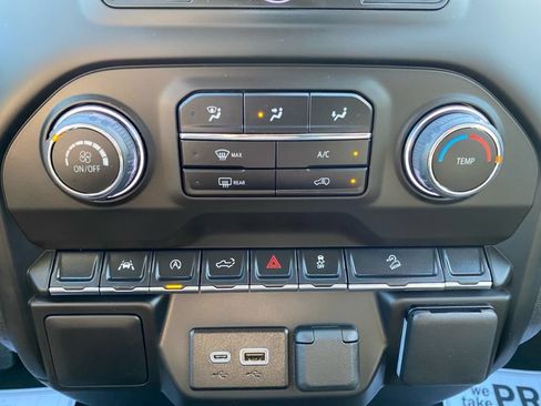 Used 2025 Chevrolet Silverado 1500 Custom Trail Boss w/ LPO, Dark Essentials Package AWD/4WD image 22