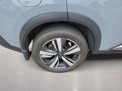 Used 2023 Nissan Rogue Platinum w/ Platinum Premium Package FWD image 7
