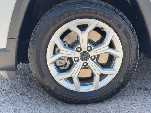 Certified 2025 Jeep Compass Sport AWD/4WD image 11