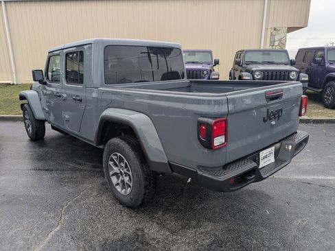 New 2026 Jeep Gladiator Sport AWD/4WD image 5