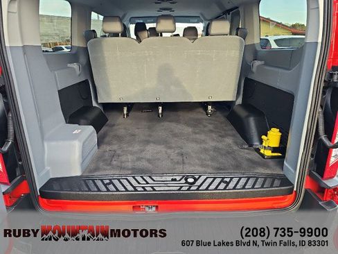 Used 2017 Ford Transit 150 XL image 24
