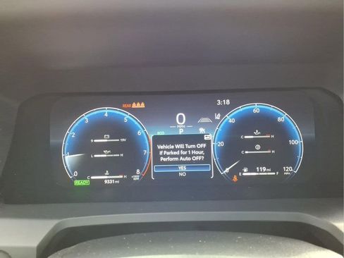 Used 2025 Toyota Tacoma Limited AWD/4WD image 25