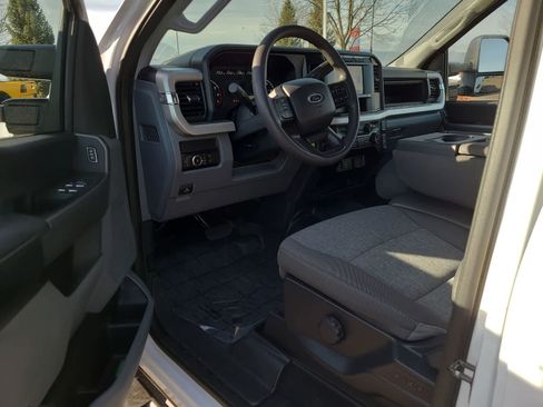 Used 2024 Ford F250 XL w/ STX Appearance Package image 10
