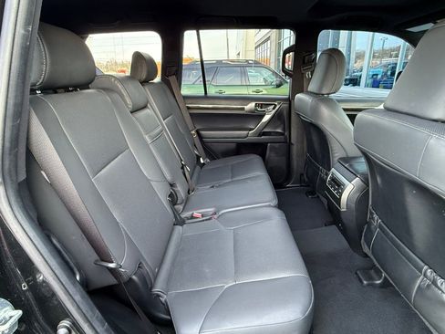 Used 2023 Lexus GX 460 Premium image 15