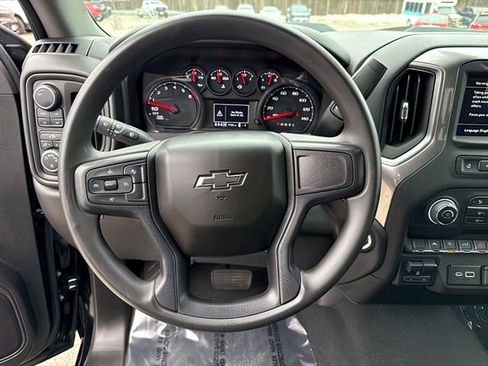 Used 2025 Chevrolet Silverado 1500 Custom Trail Boss image 23
