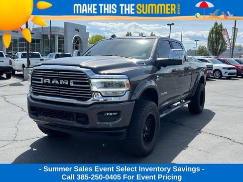 Used 2023 RAM 2500 Laramie AWD/4WD image 2
