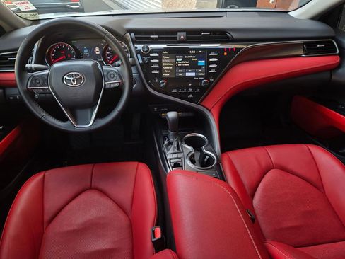 Used 2019 Toyota Camry XSE FWD image 14
