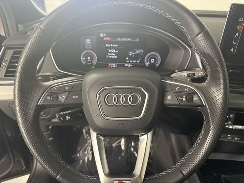 Used 2023 Audi Q5 e Premium Plus w/ Premium Plus Package AWD/4WD image 13