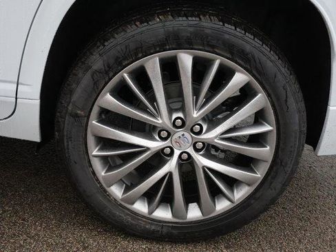 New 2026 Buick Enclave Avenir w/ Super Cruise Package AWD/4WD image 40