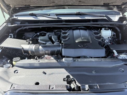 Used 2019 Toyota 4Runner Limited image 20