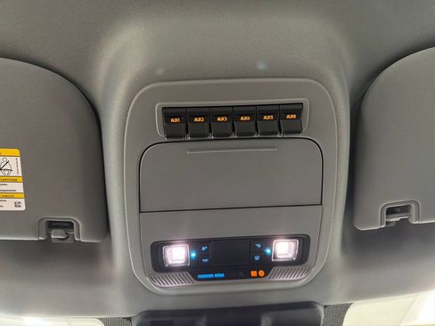 New 2026 Ford F250 4x4 Crew Cab Super Duty image 15