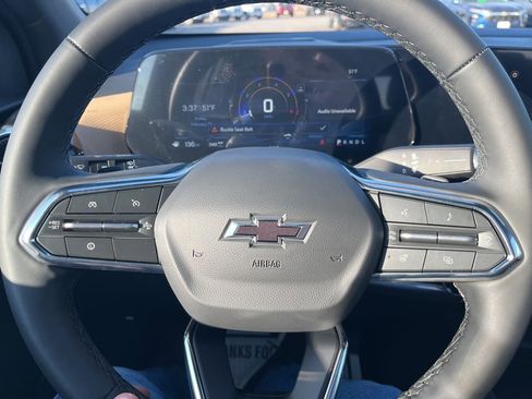 New 2026 Chevrolet Equinox ACTIV w/ Convenience Package III image 15