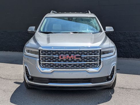 Used 2023 GMC Acadia Denali w/ Denali Technology Package AWD/4WD image 2