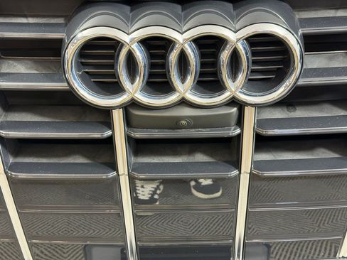 Certified 2022 Audi Q5 Premium Plus AWD/4WD image 27